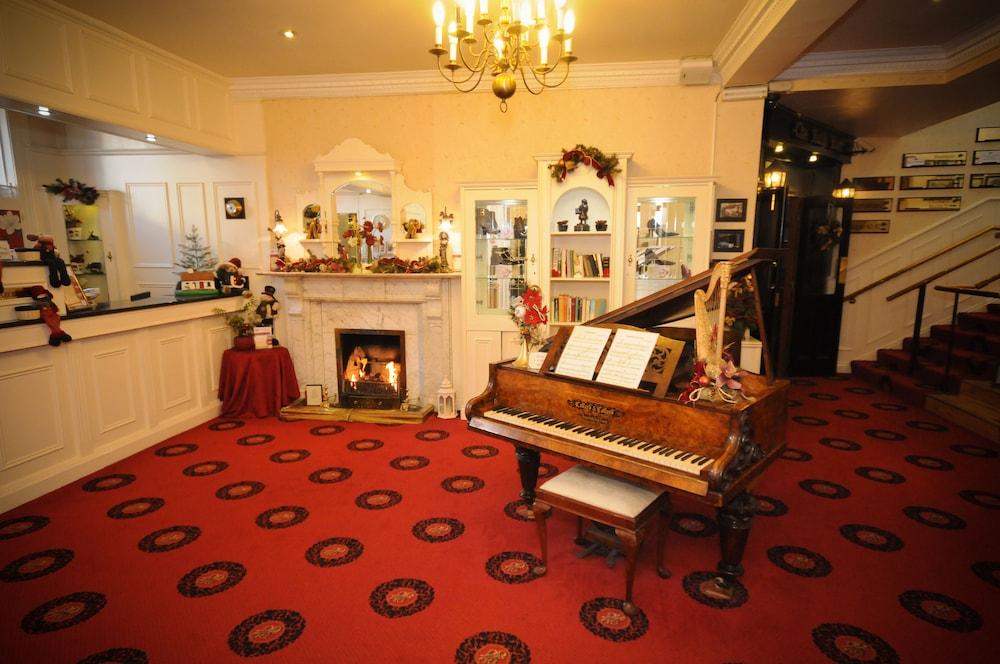 Bush Hotel County Leitrim Exteriér fotografie